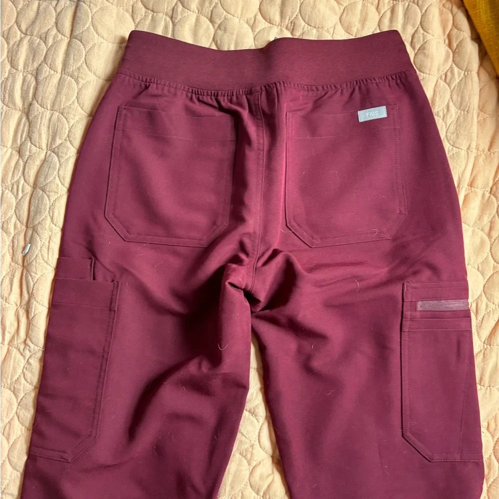 Figs High Waisted Yola Skinny Scrub Pants - Picture 11 of 12